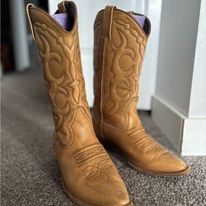 Tan Heeled Boots